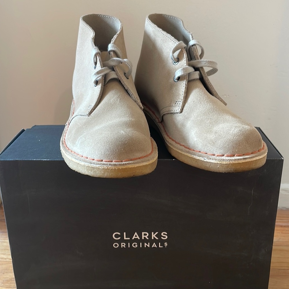 Clark’s Desert Boot Sand Suede